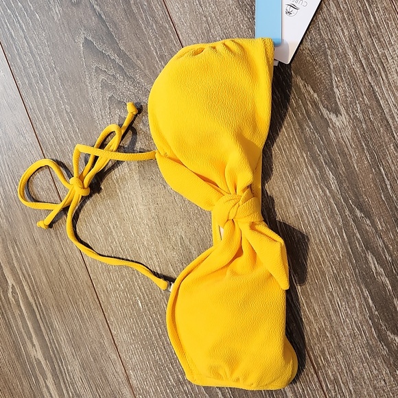 Yellow and black bikini - Picture 2 of 7